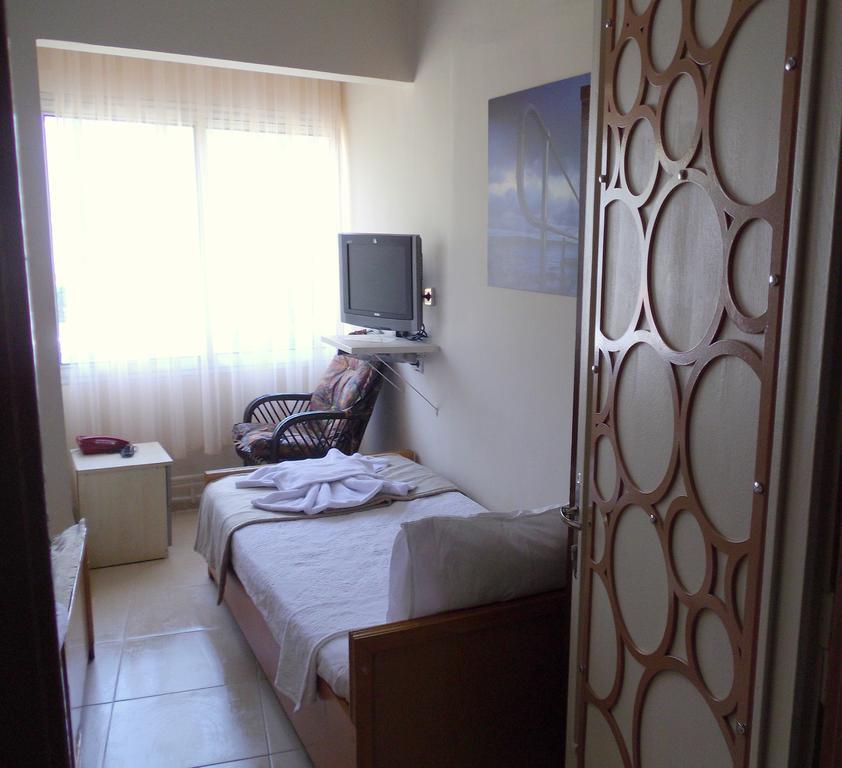Caylan Hotel Izmir Exterior photo